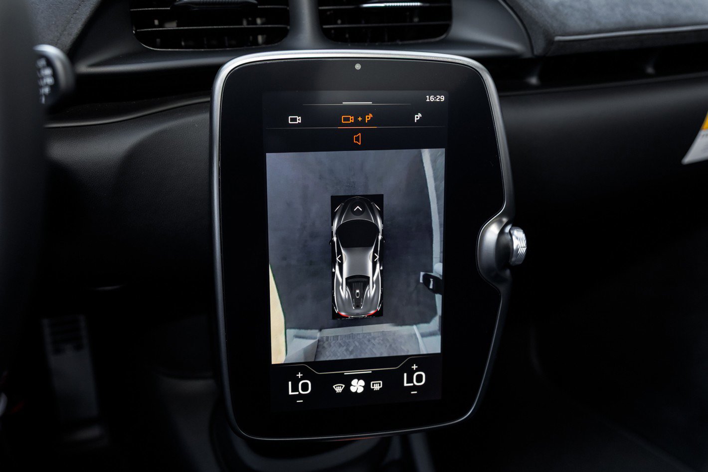 New 2026 McLaren Artura image 34