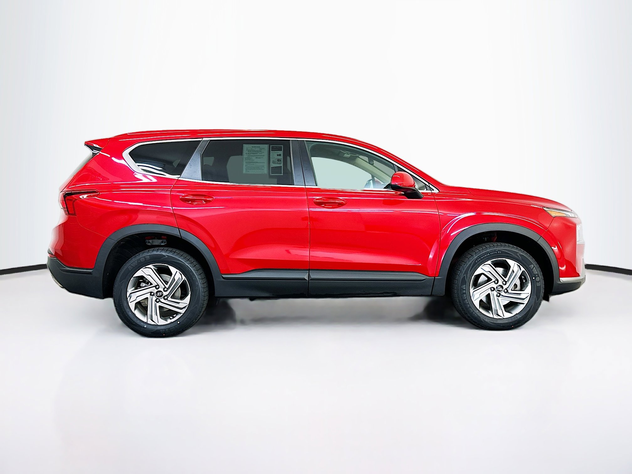 Used 2023 Hyundai Santa Fe SE w/ Cargo Package image 10