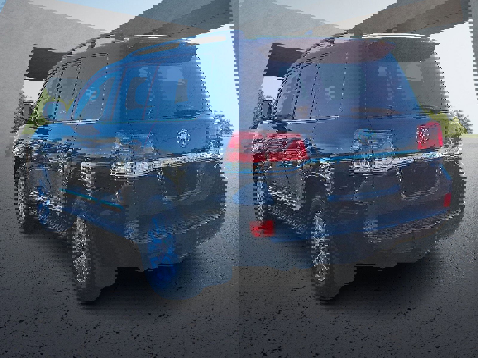 Used 2021 Toyota Land Cruiser image 4