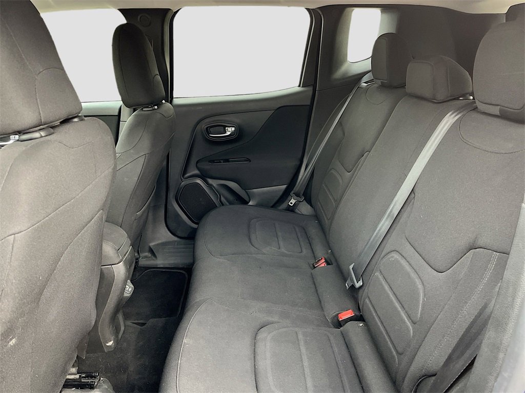 Used 2021 Jeep Renegade Latitude image 25