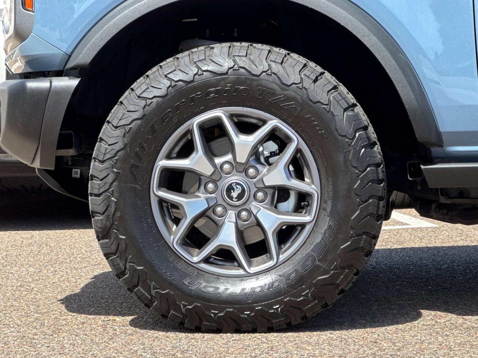 Used 2025 Ford Bronco Badlands image 34