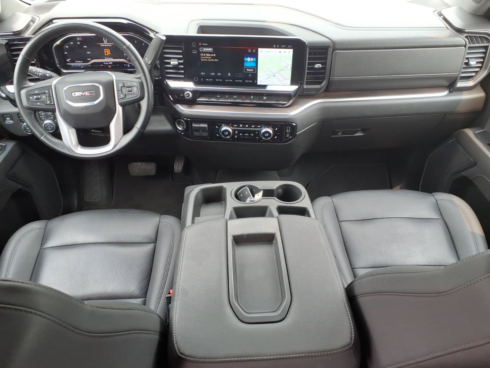 Used 2025 GMC Sierra 1500 SLT AWD/4WD image 8