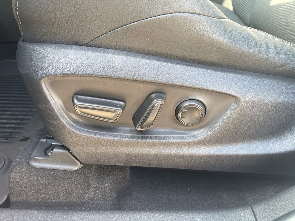 Used 2025 Toyota bZ4X FWD w/ Weather Package image 17