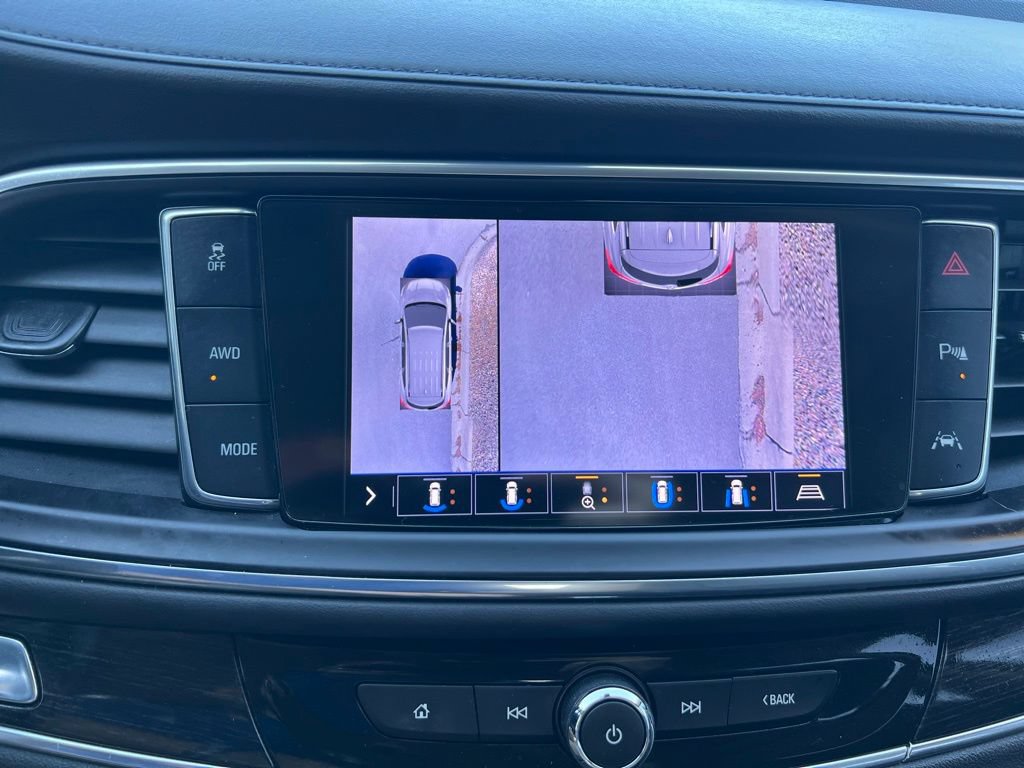 Used 2020 Buick Enclave Avenir w/ Avenir Technology Package AWD/4WD image 45