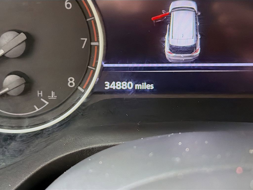 Used 2023 Nissan Rogue SV w/ SV Premium Package image 30