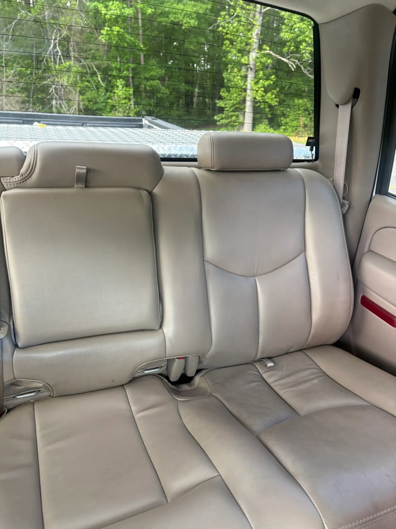 Used 2006 Chevrolet Silverado 2500 LT w/ Heavy-Duty Power Package AWD/4WD image 16