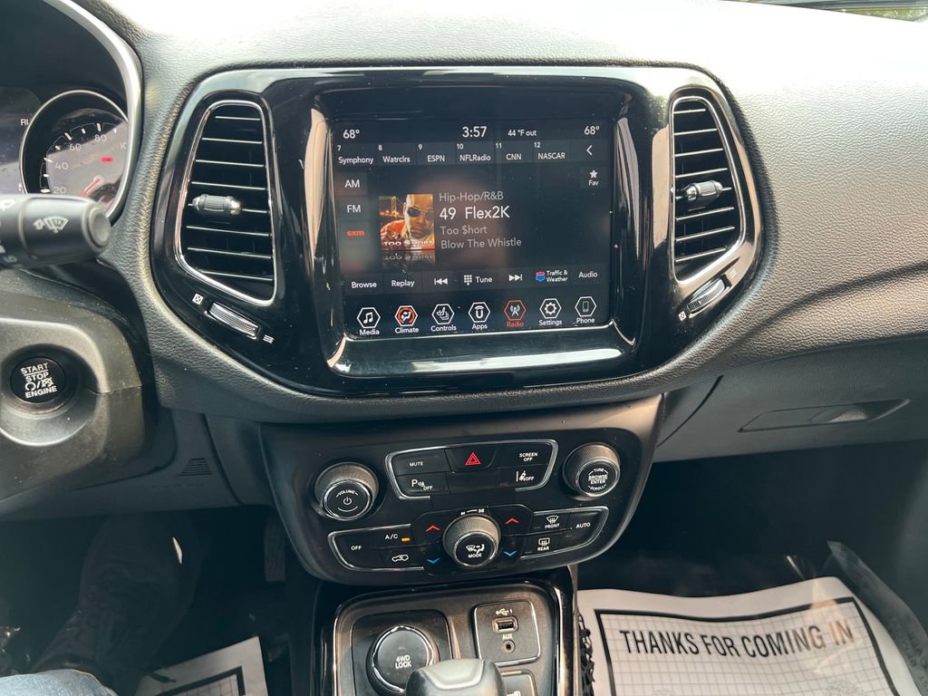 Used 2019 Jeep Compass Limited w/ Advanced Safety Group AWD/4WD image 21