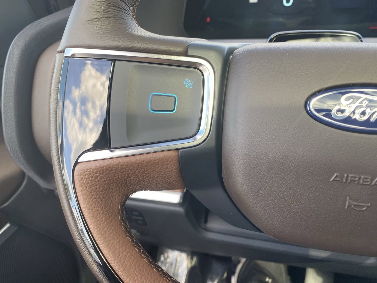 New 2025 Ford Expedition King Ranch image 32