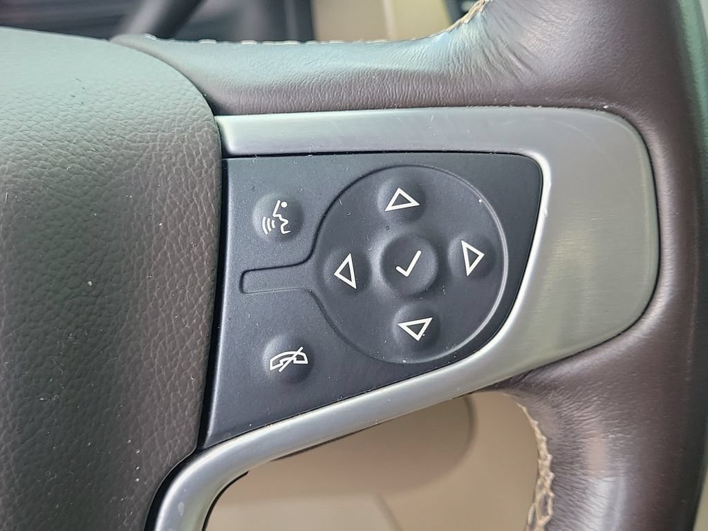 Used 2020 GMC Yukon SLT w/ Premium Edition RWD image 32