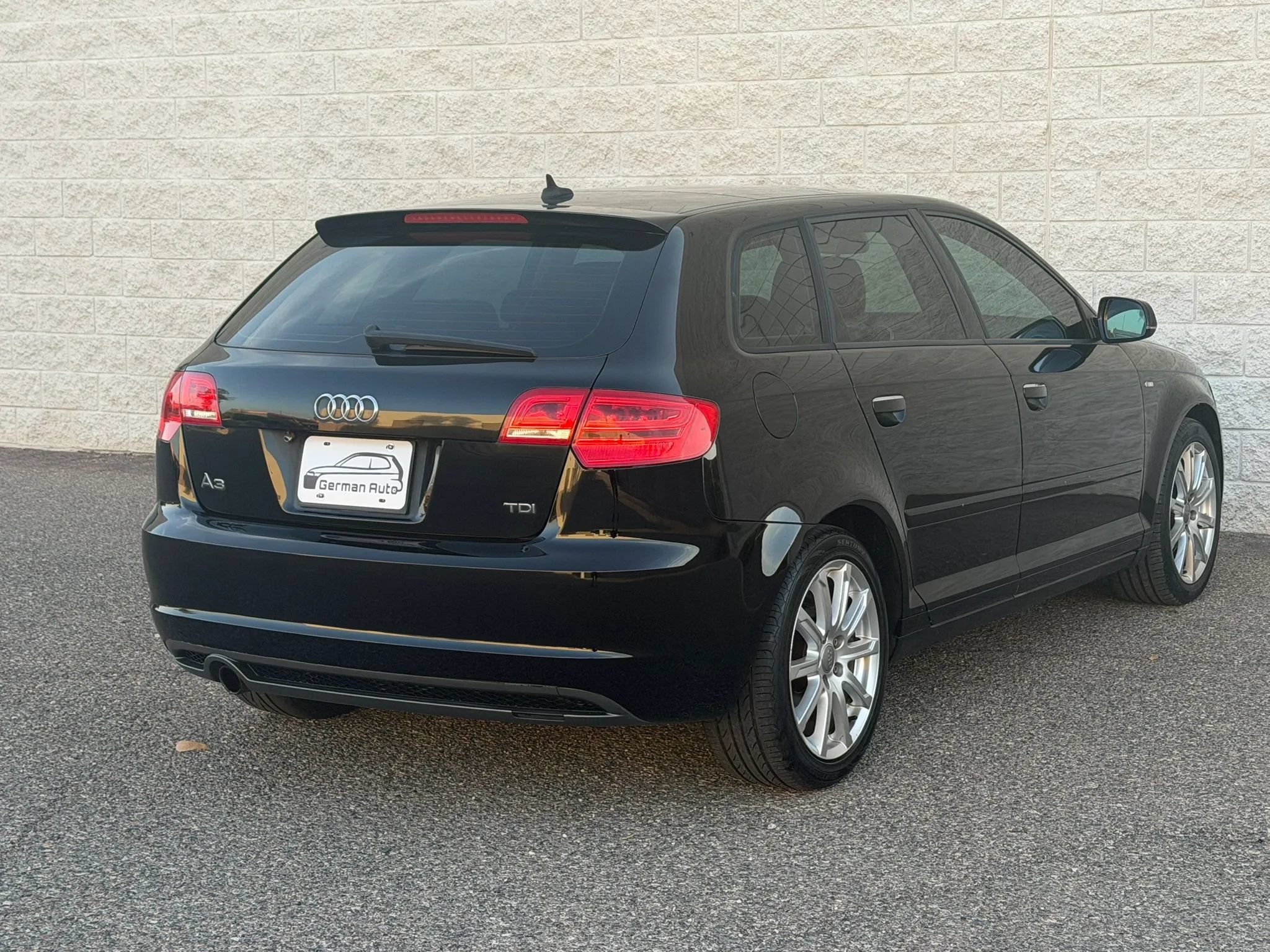 Used 2011 Audi A3 TDI Premium Plus FWD image 4