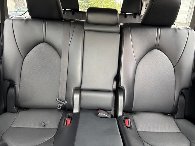 Used 2024 Toyota Grand Highlander AWD image 22