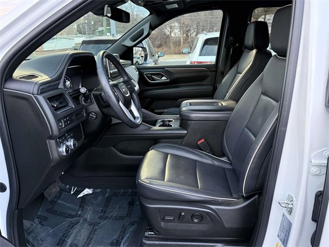 Certified 2022 GMC Yukon XL SLT w/ SLT Premium Package image 10