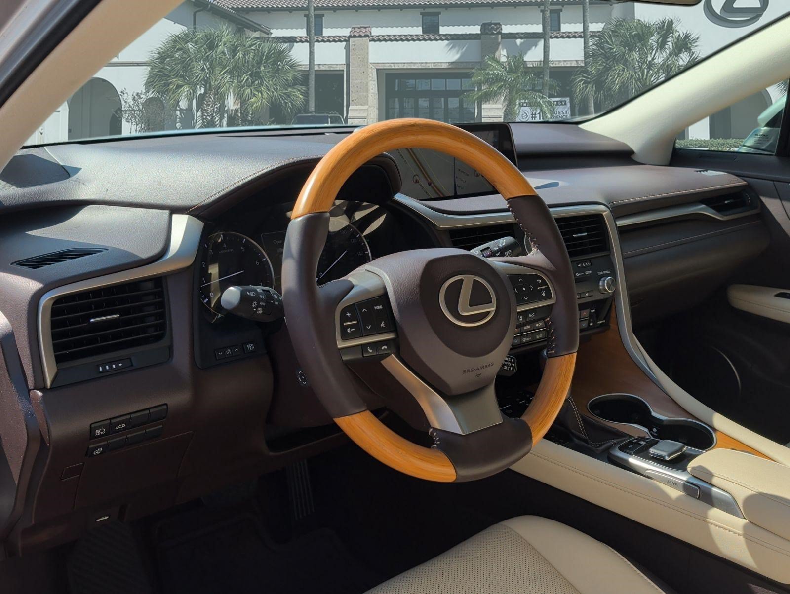 Used 2017 Lexus RX 350 FWD w/ Premium Package image 12