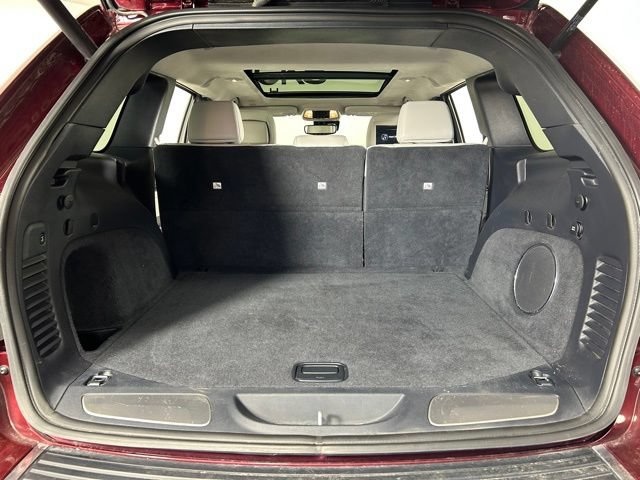 Used 2021 Jeep Grand Cherokee Summit AWD/4WD image 16