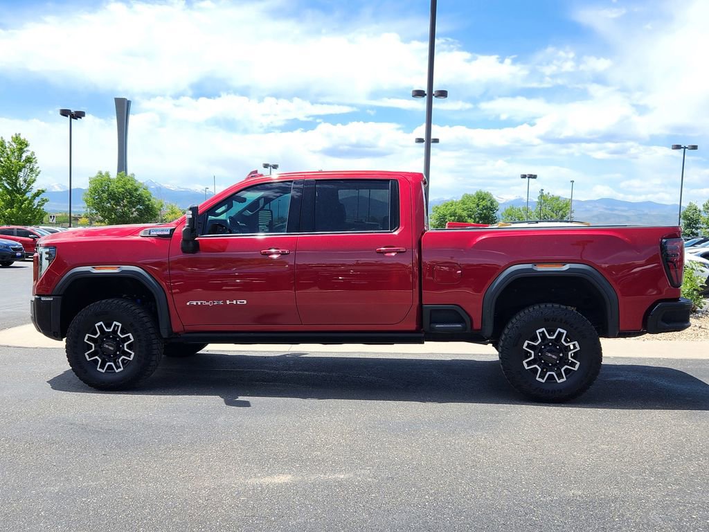 Used 2025 GMC Sierra 2500 AT4X AWD/4WD image 2