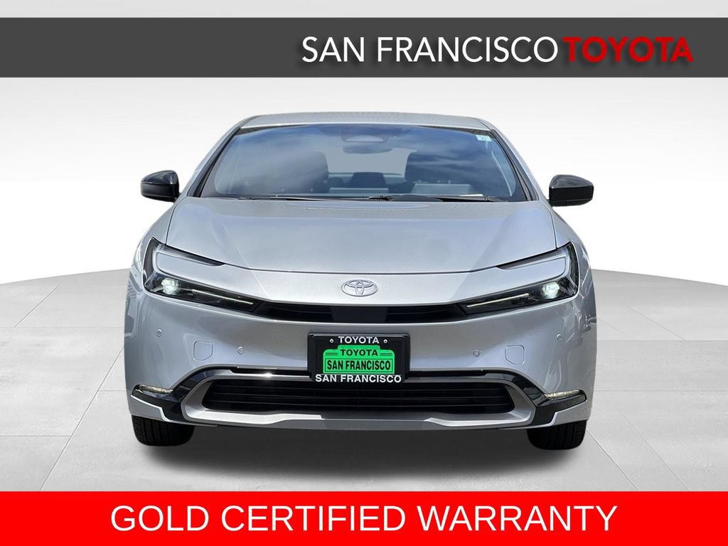 Certified 2024 Toyota Prius XLE FWD image 8