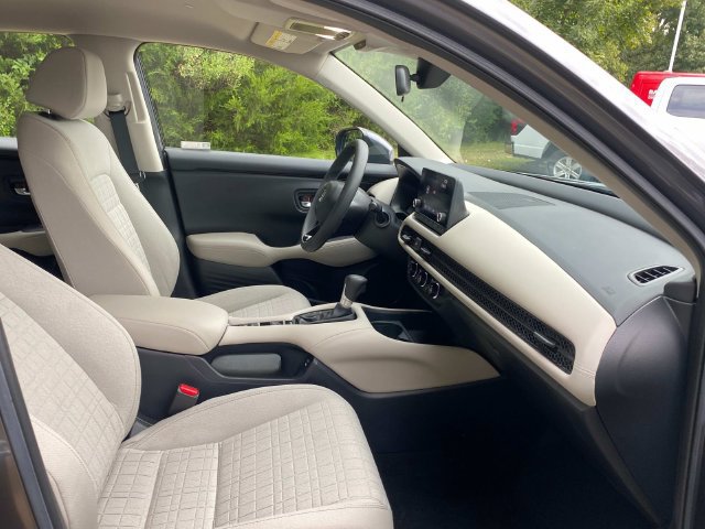 Used 2024 Honda HR-V LX image 35