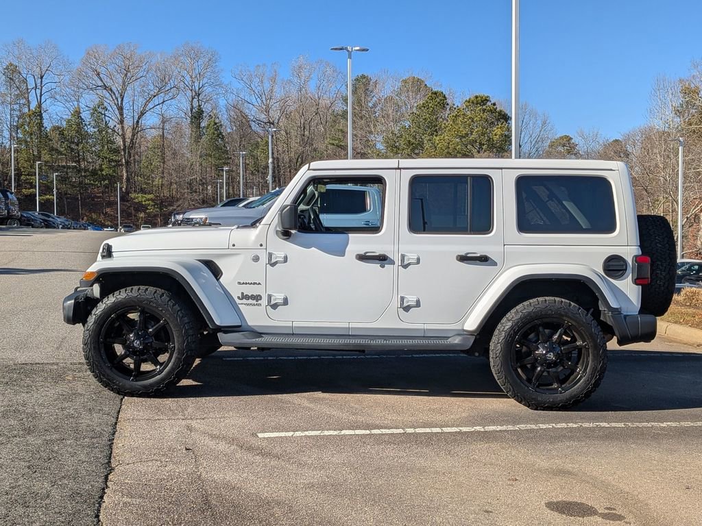 Used 2019 Jeep Wrangler Unlimited Sahara w/ Uconnect 4C Nav & Sound Group image 2