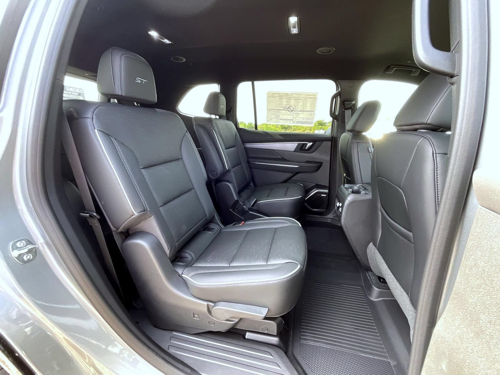 New 2026 Buick Enclave Sport Touring w/ Power Package AWD/4WD image 18