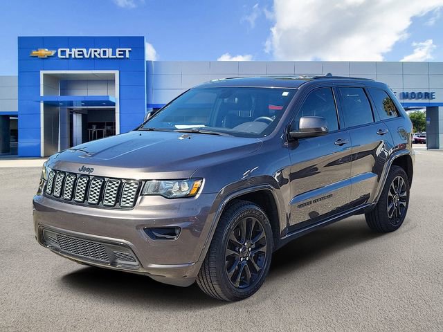 Used 2021 Jeep Grand Cherokee Laredo X RWD image 2