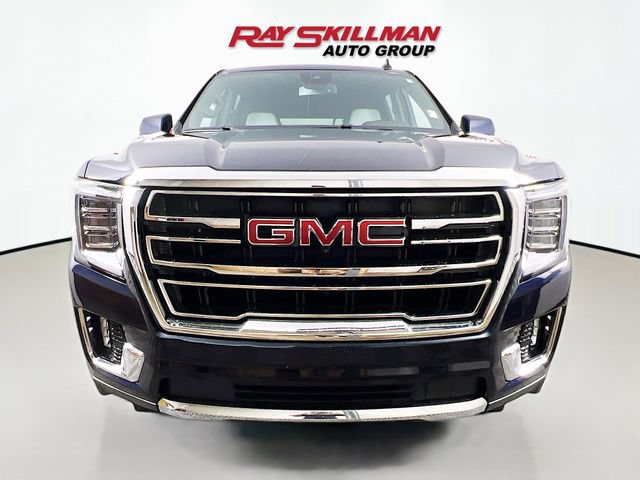 Used 2023 GMC Yukon XL SLT w/ SLT Premium Package AWD/4WD image 2