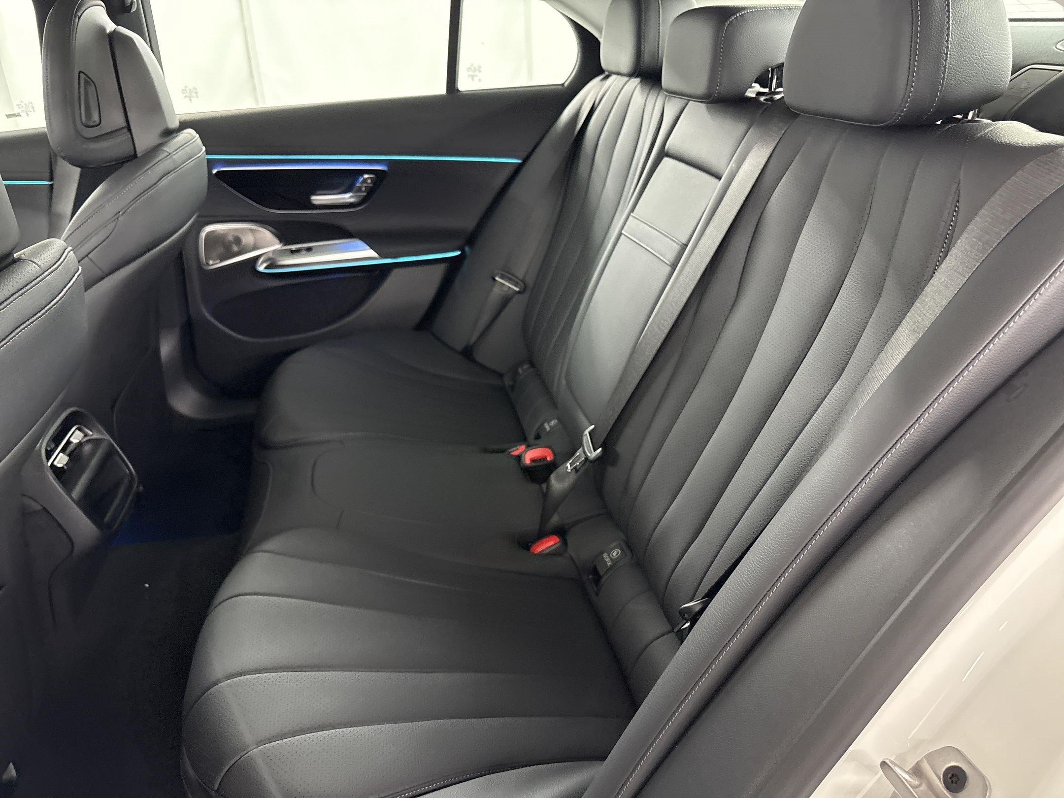 New 2026 Mercedes-Benz E 450 4MATIC Sedan image 26