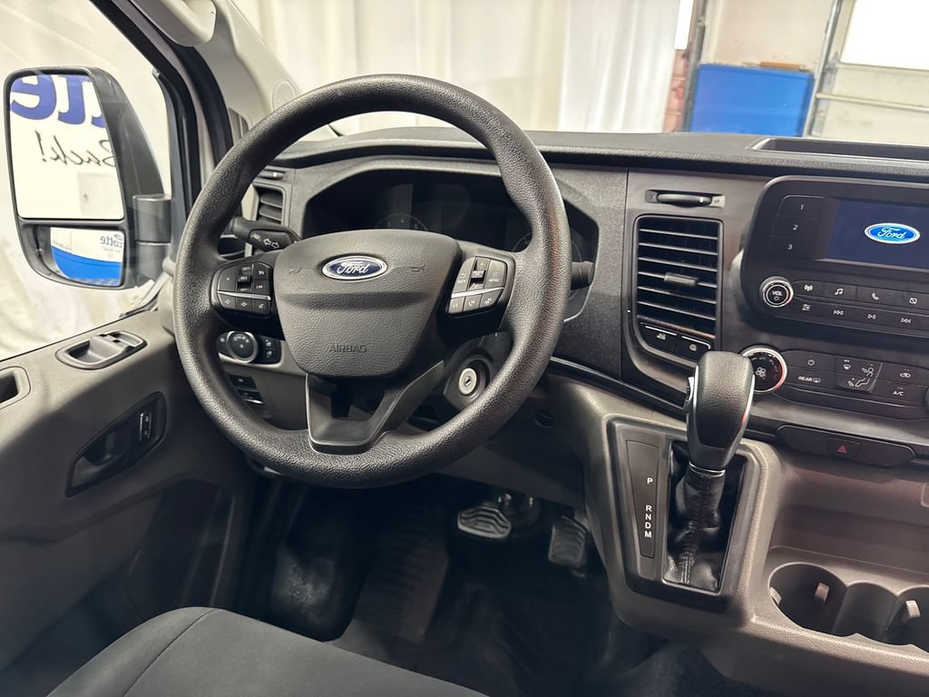 Certified 2025 Ford Transit 250 Low Roof w/ Exterior Upgrade Package RWD image 14