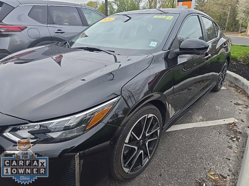 Used 2024 Nissan Sentra SR w/ SR Premium Package FWD image 7