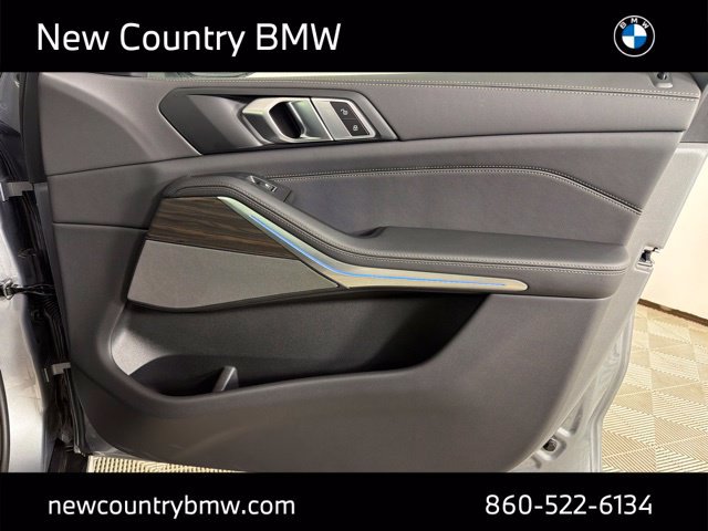 Certified 2026 BMW X5 xDrive50e w/ Premium Package AWD/4WD image 18