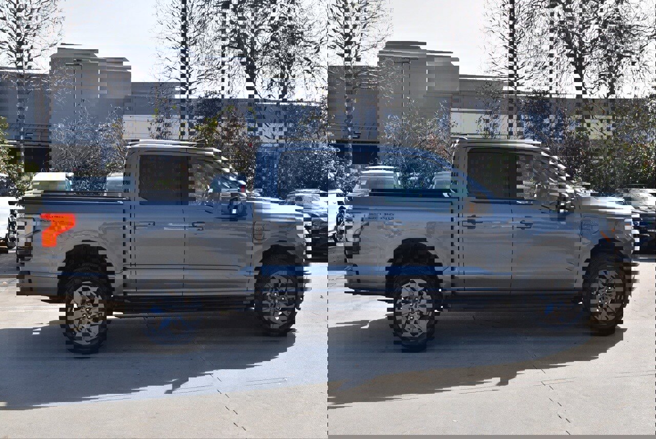 Certified 2023 Ford F150 Lightning Lariat w/ Equipment Group 511A High image 6