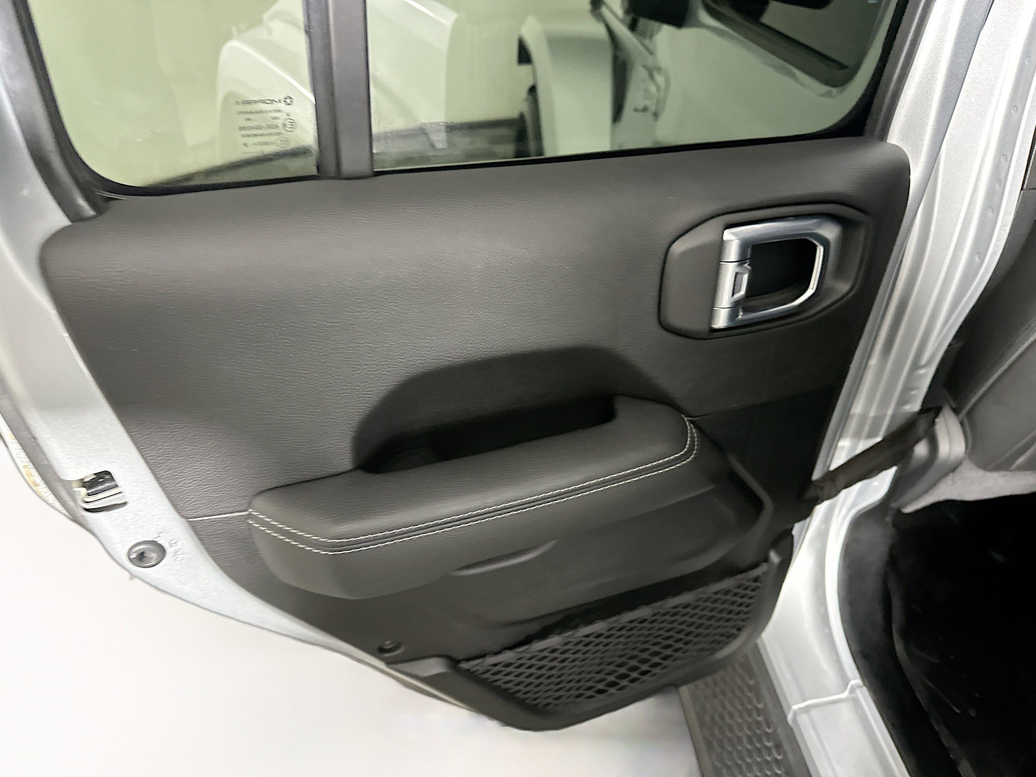 Used 2023 Jeep Wrangler Sahara image 26