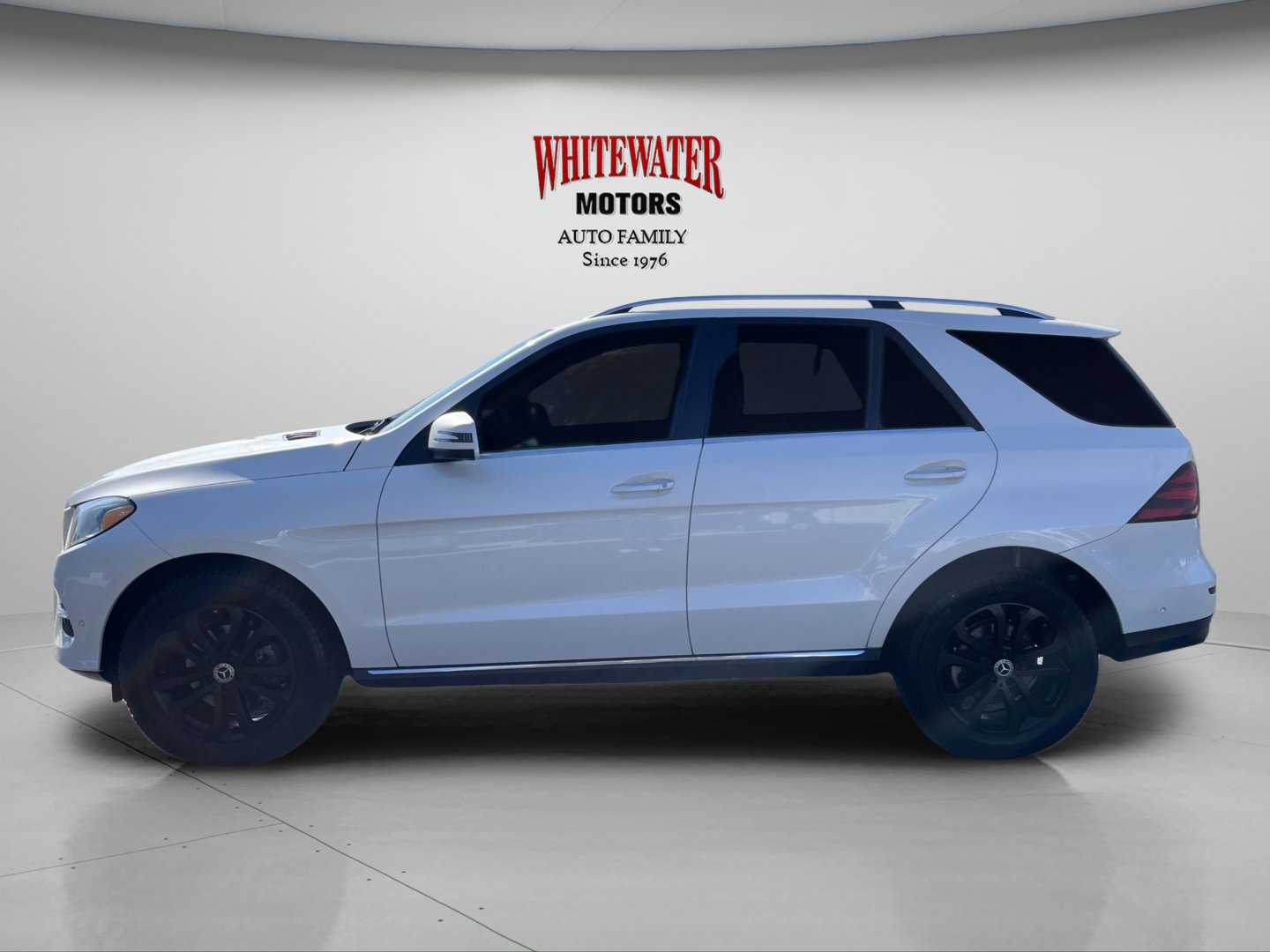 Used 2017 Mercedes-Benz GLE 350 4MATIC w/ Premium 1 Package image 2