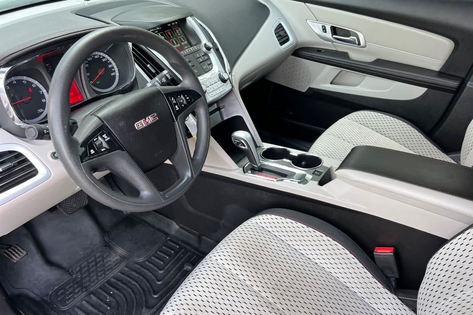 Used 2014 GMC Terrain SLE FWD image 11
