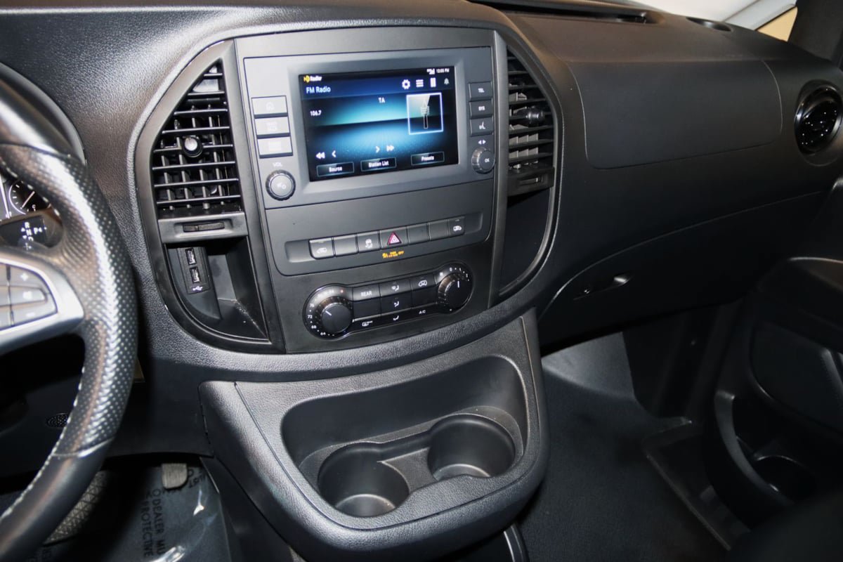 Used 2023 Mercedes-Benz Metris Passenger image 39