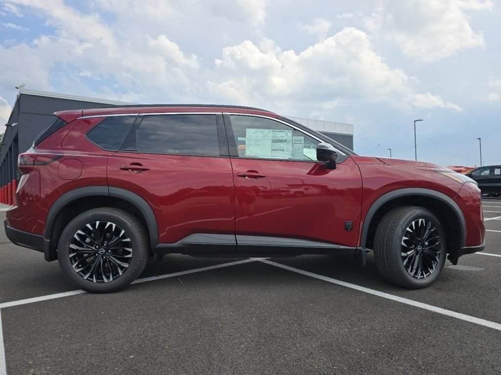 New 2026 Nissan Rogue Dark Armor AWD/4WD image 9