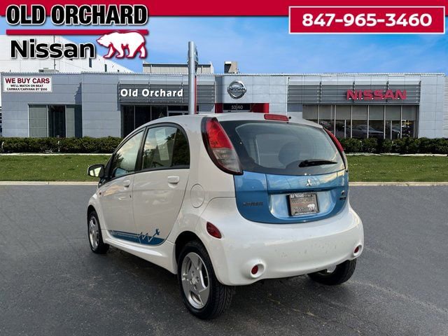 Used 2012 Mitsubishi i SE image 7