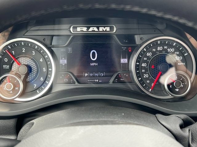 New 2026 RAM 2500 Big Horn AWD/4WD image 18