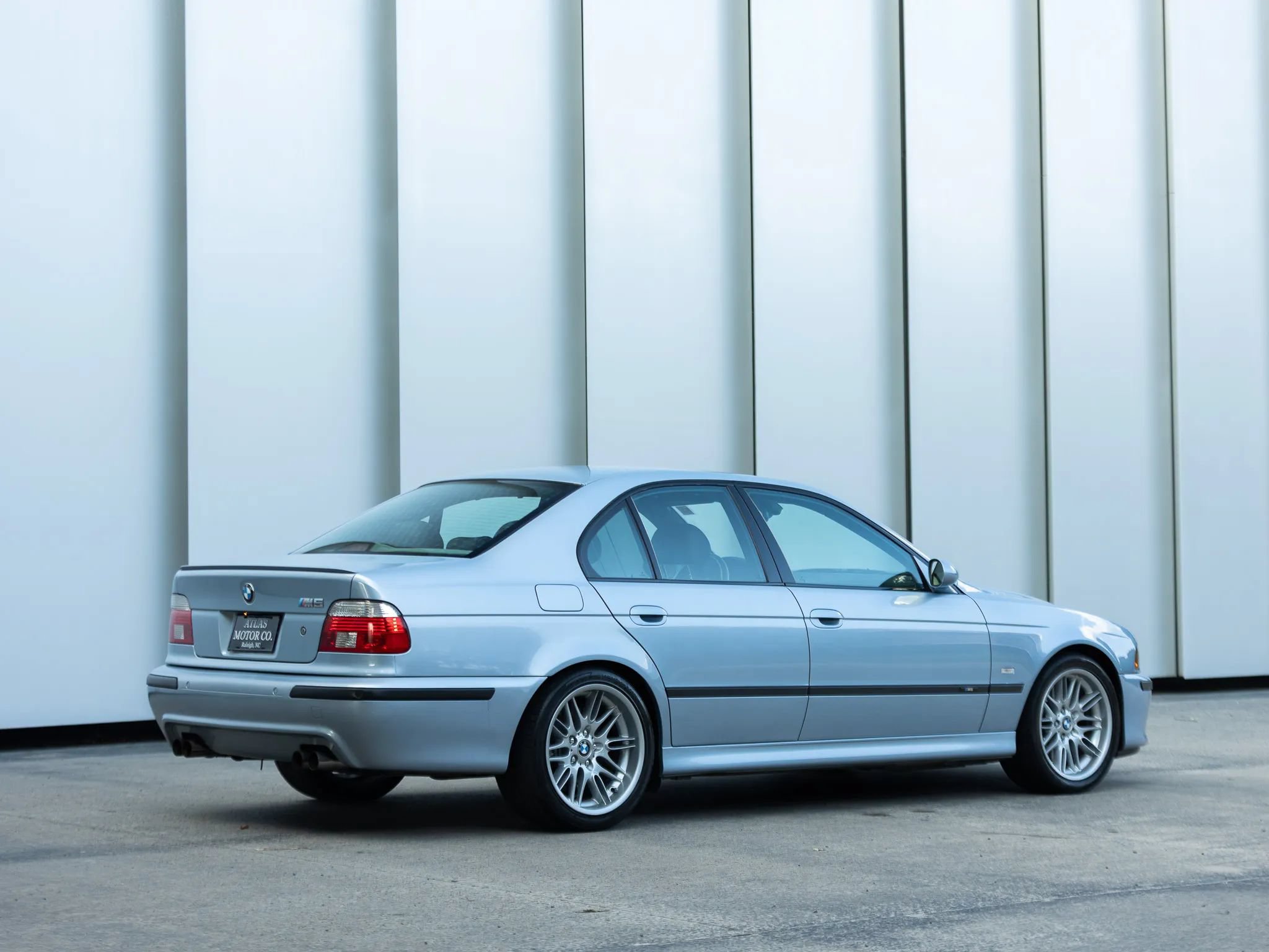 Used 2001 BMW M5 RWD image 8