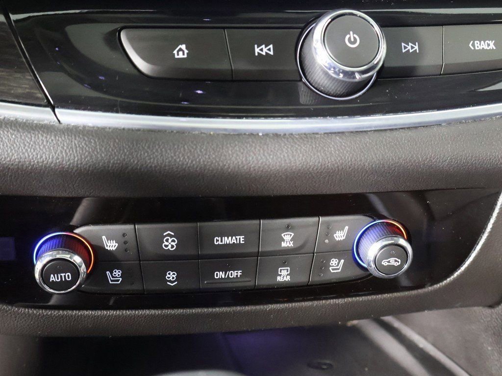 Used 2021 Buick Enclave Avenir w/ Avenir Technology Package image 50