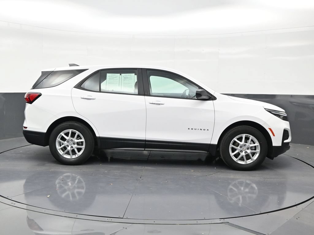 Used 2024 Chevrolet Equinox LS FWD image 6