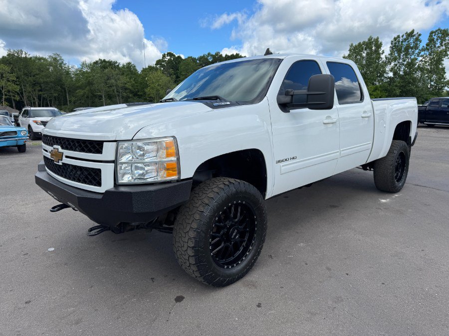 Used 2014 Chevrolet Silverado 3500 LT AWD/4WD image 1