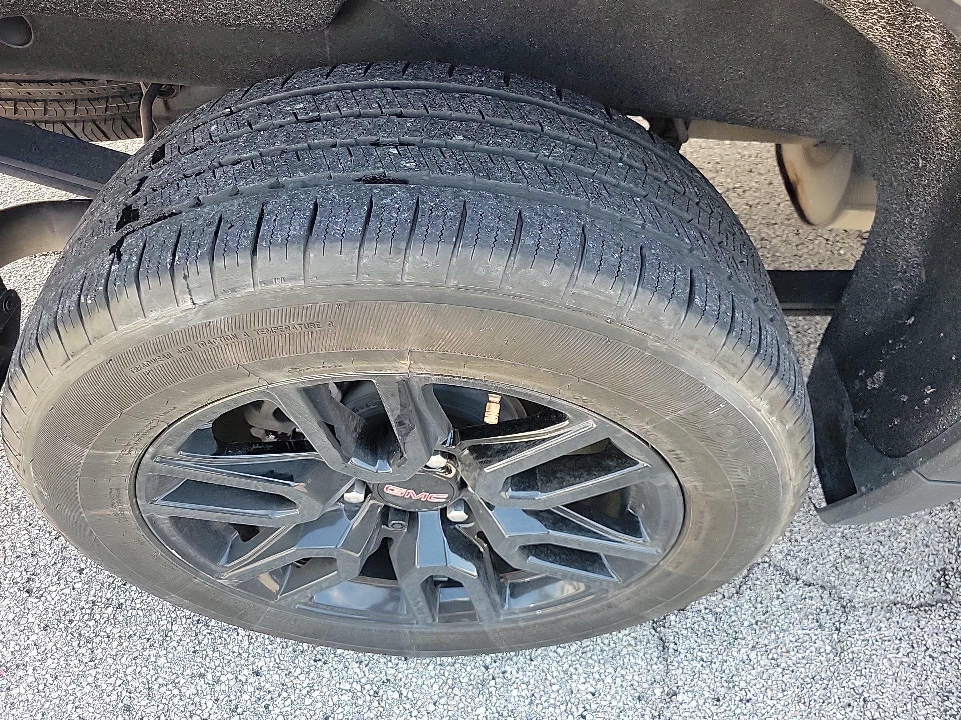 Used 2021 GMC Sierra 1500 Elevation RWD image 9