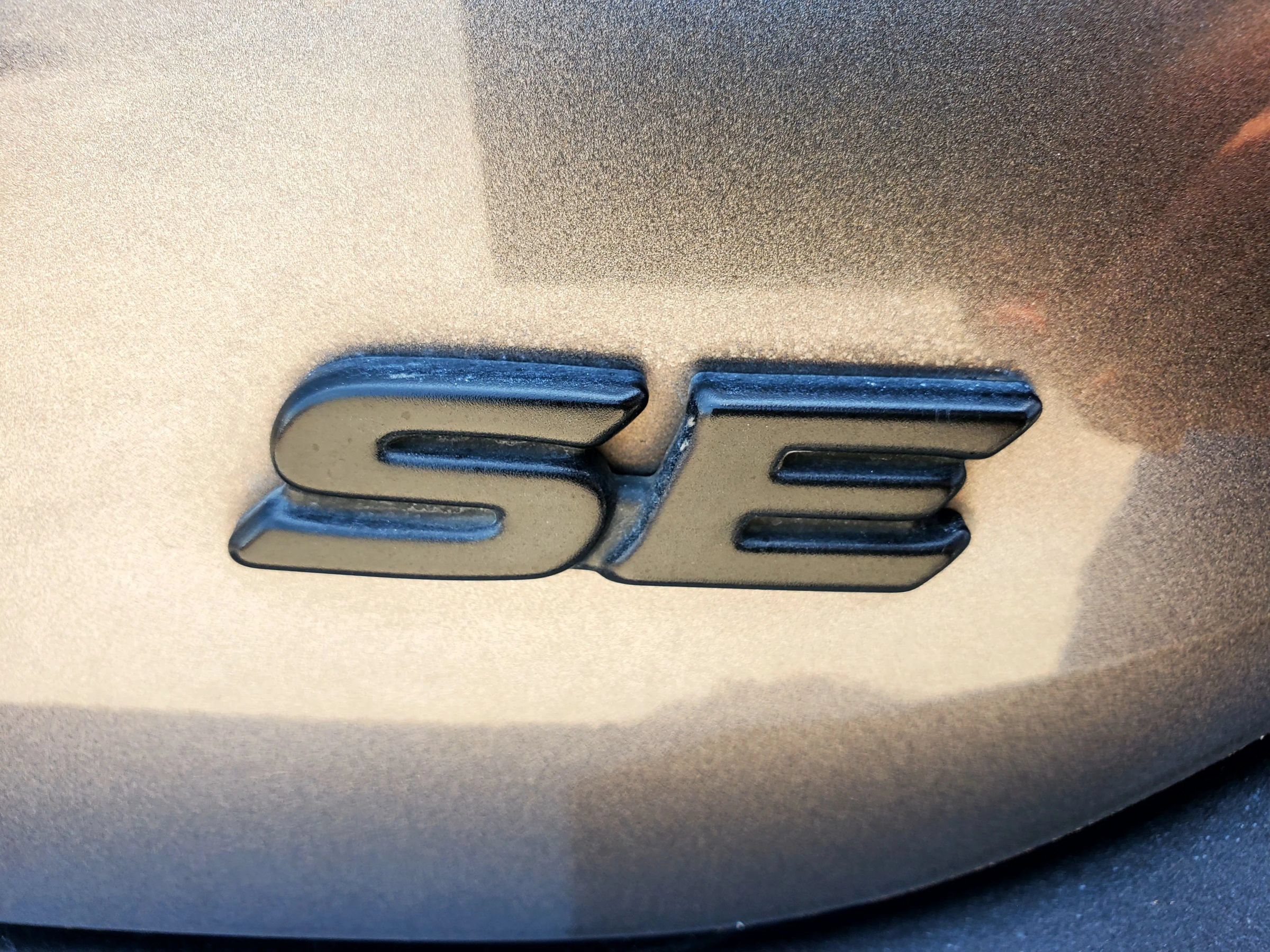 Used 2022 Toyota Camry SE FWD image 13