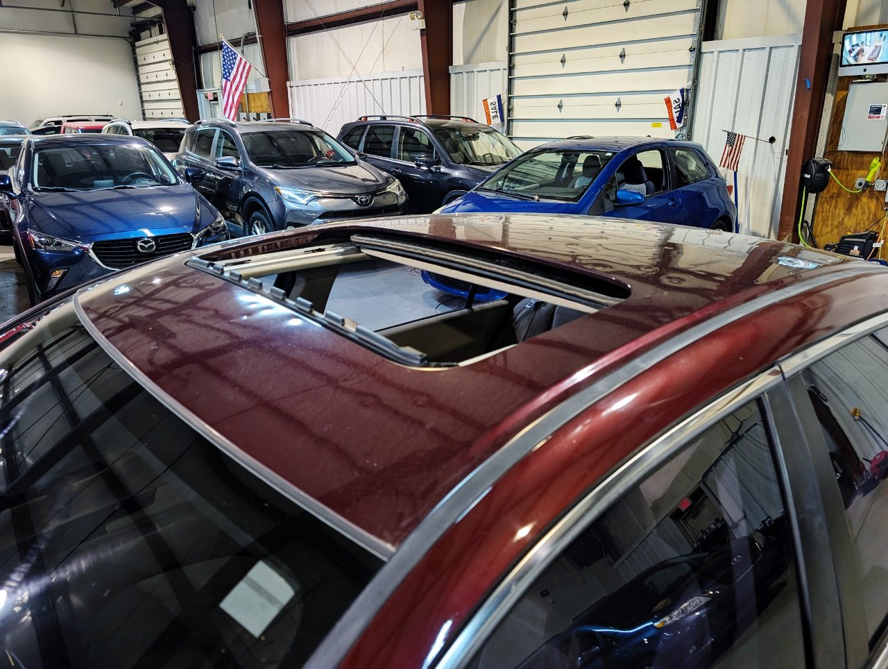 Used 2014 Honda Accord EX image 2