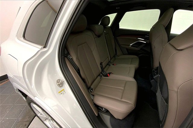 New 2025 Audi Q5 2.0T Premium Plus image 10