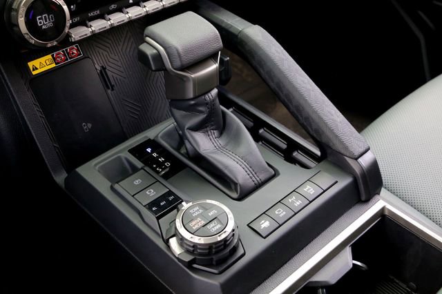 Used 2025 Toyota Tacoma 4x4 Double Cab Hybrid image 19