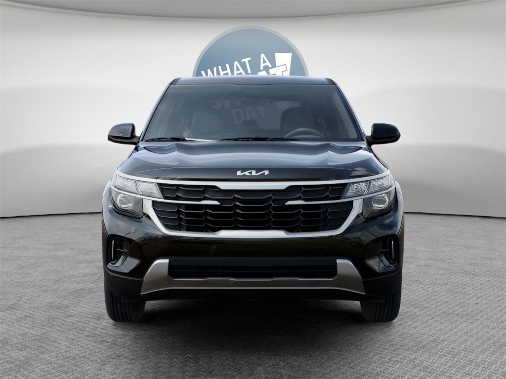 New 2026 Kia Seltos LX image 2