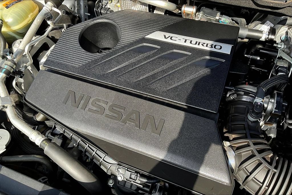 Used 2023 Nissan Rogue SV FWD image 34