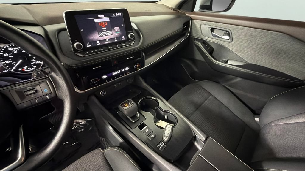 Used 2021 Nissan Rogue SV FWD image 20