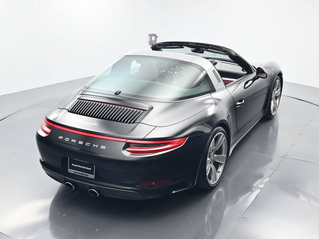 Certified 2019 Porsche 911 Targa 4 AWD/4WD image 49
